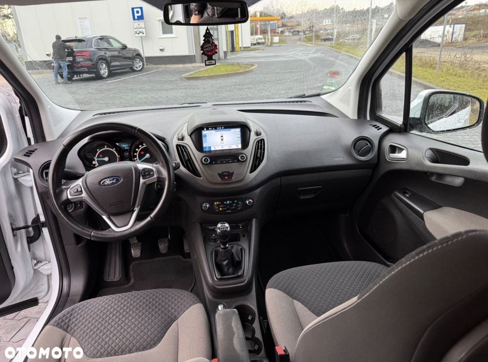 Ford Tourneo Courier 1.5 TDCi Trend - 10