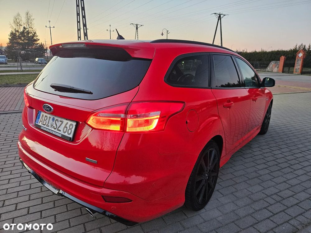 Ford Focus 1.5 EcoBoost ST-Line - 7