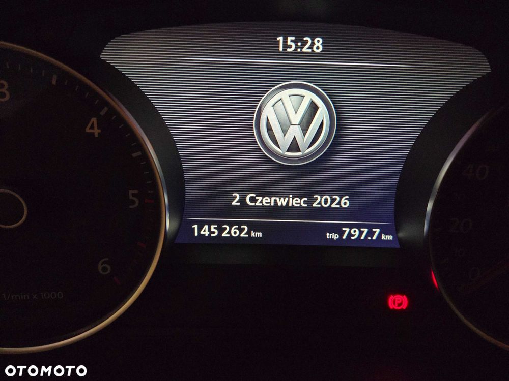 Volkswagen Touareg - 8