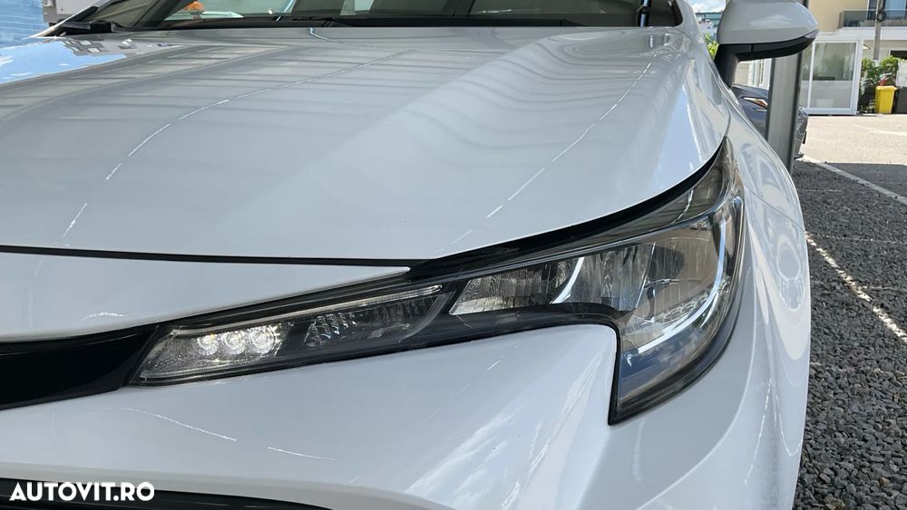 Toyota Corolla 1.8 HSD Dynamic - 36