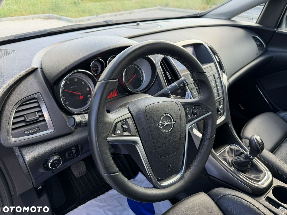 Opel Astra 1.7 CDTI Cosmo S&S - 22