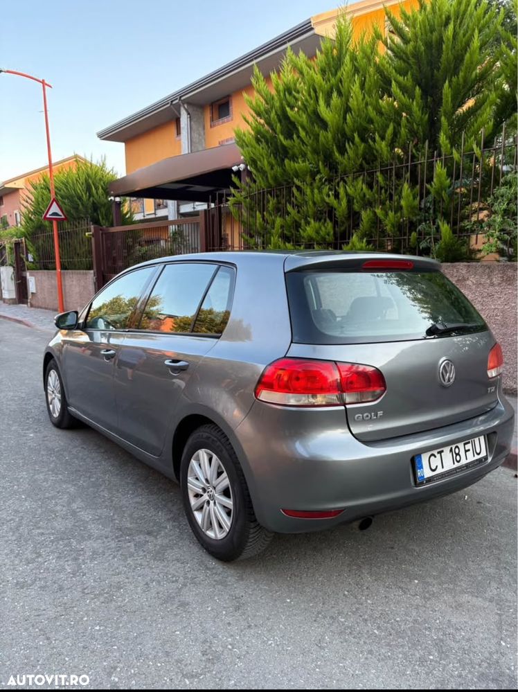 Volkswagen Golf - 4