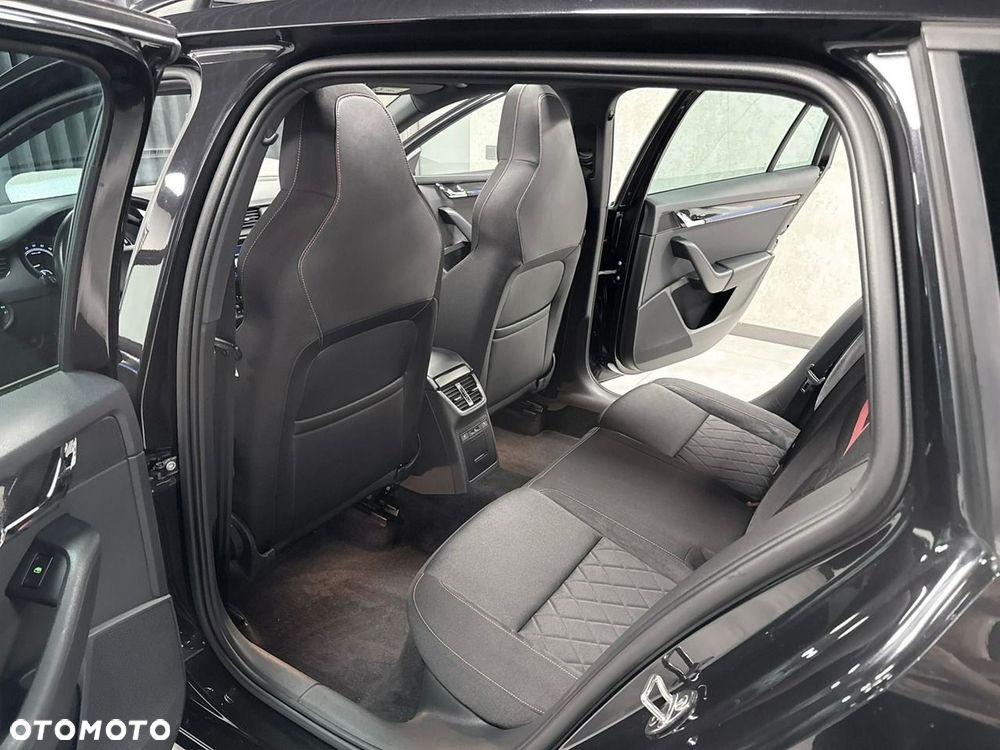 Skoda Octavia 2.0 TDI 4x4 RS Challenge DSG - 29