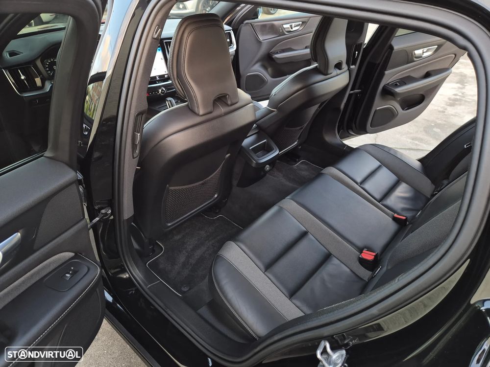 Volvo V60 2.0 B4 R-Design Geartronic - 7