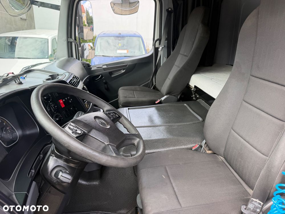 Mercedes-Benz Atego 1227 - 9