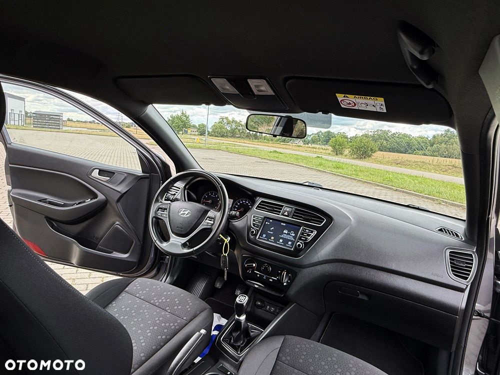 Hyundai i20 1.25 Comfort - 32