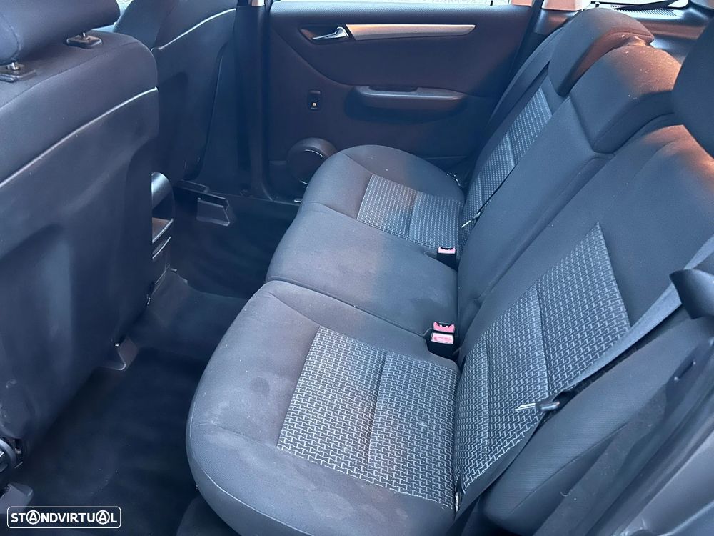 Mercedes-Benz B 150 Standard - 7