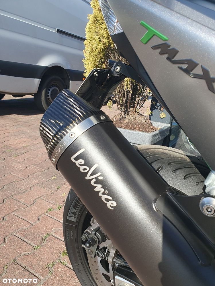 Yamaha Tmax - 30