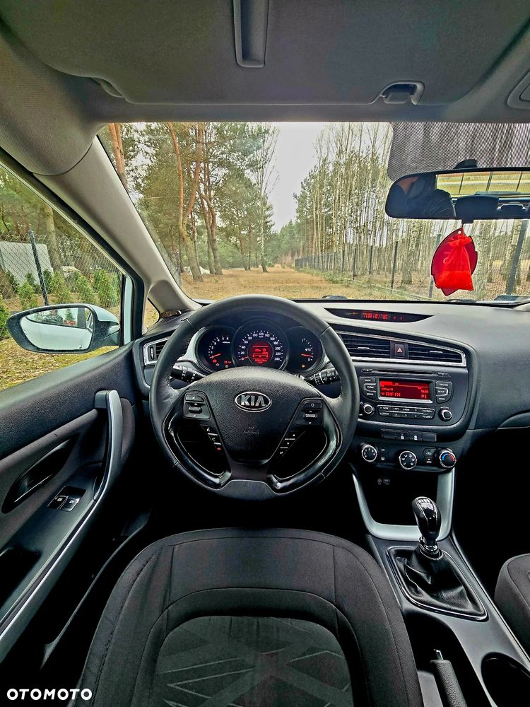 Kia Ceed 1.4 CRDi M - 11