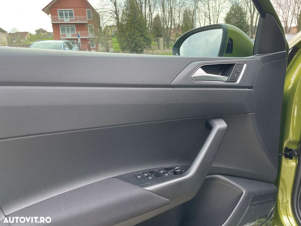 Volkswagen Taigo 1.5 TSI 150CP DSG7 R-Line - 10