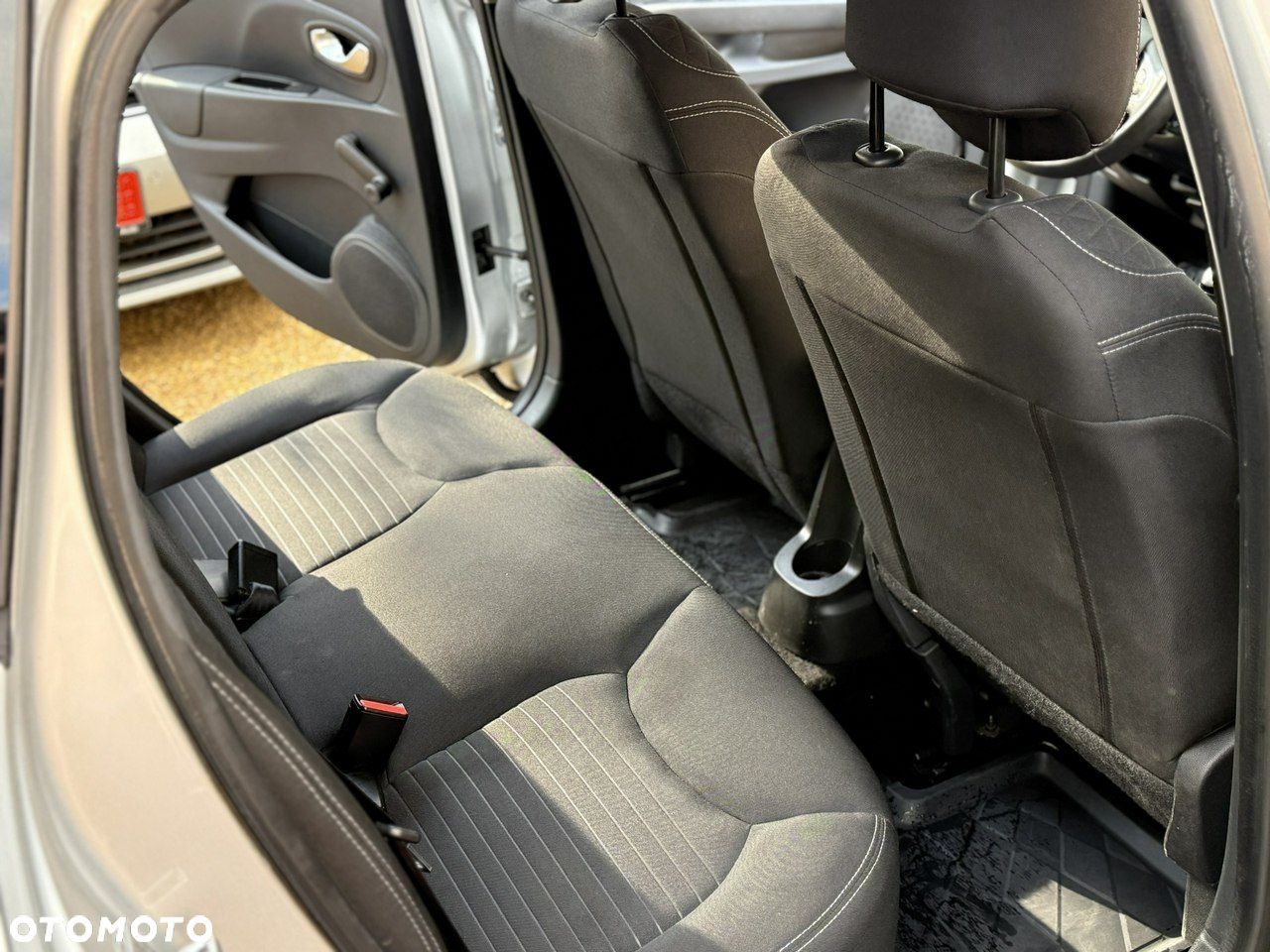 Renault Clio - 22