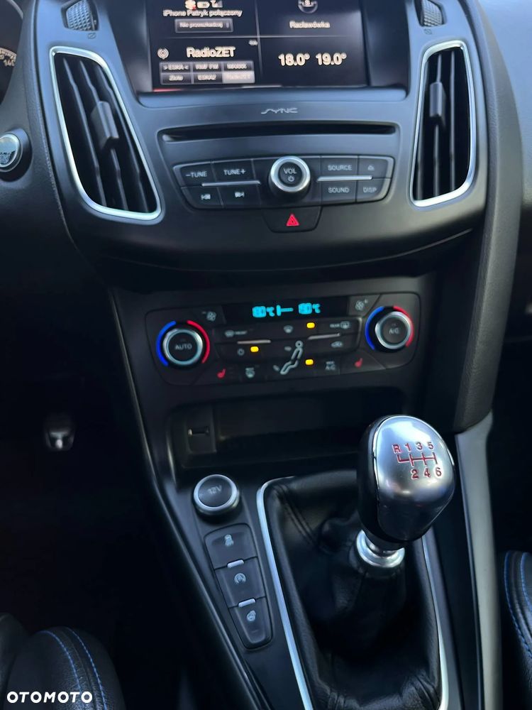 Ford Focus 2.0 TDCi ST - 11