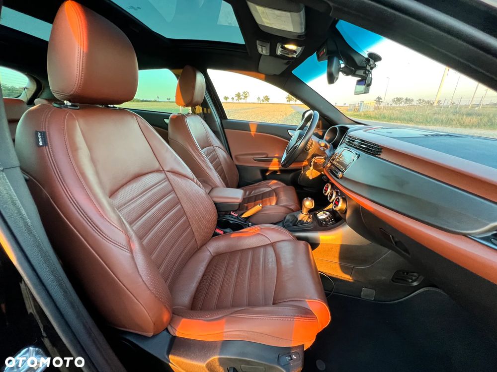 Alfa Romeo Giulietta 2.0 JTDM Exclusive TCT - 10