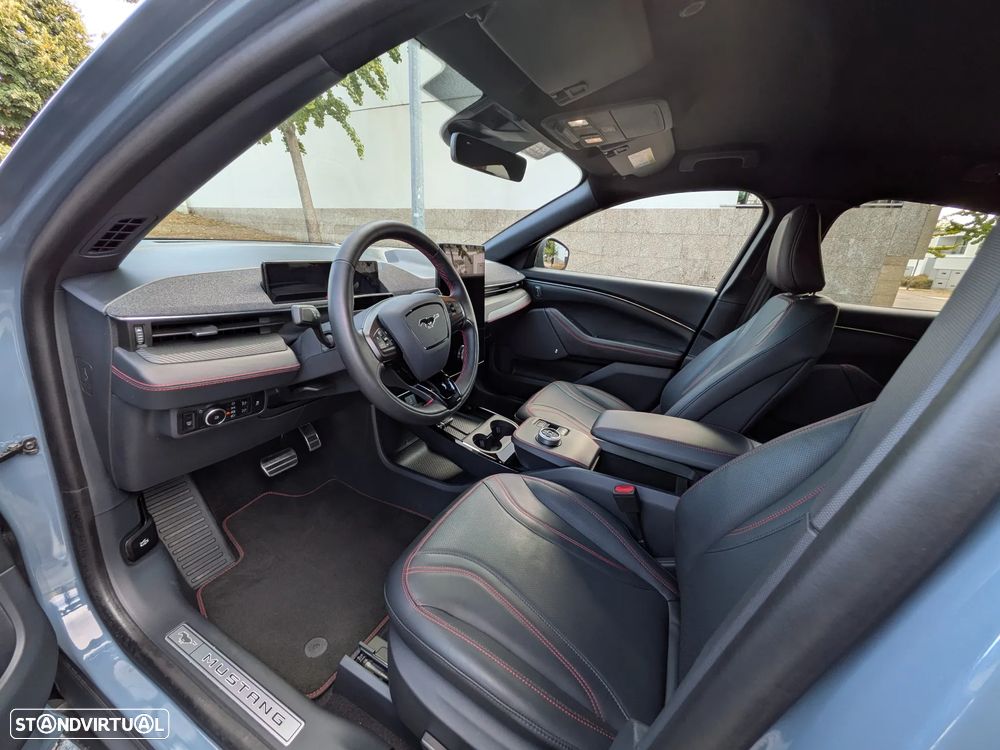 Ford Mustang Mach-E AWD PREMIUM - 15