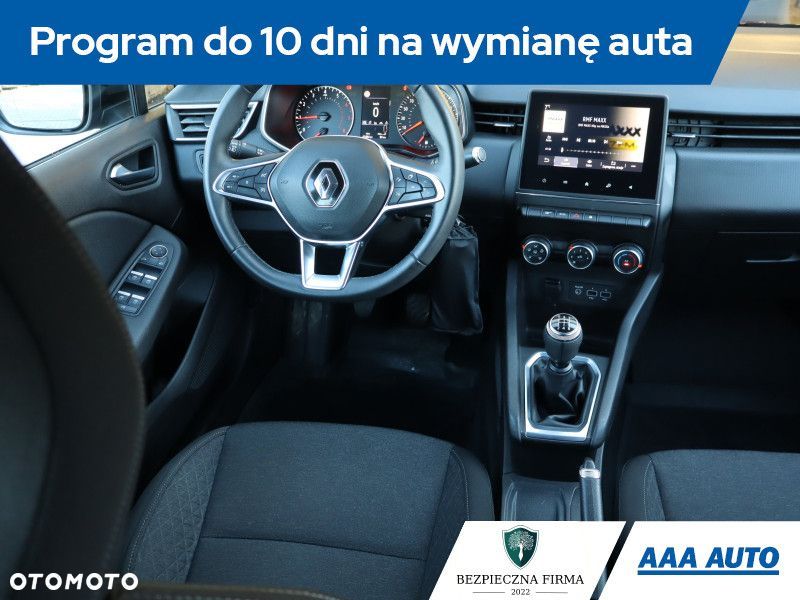Renault Clio - 8