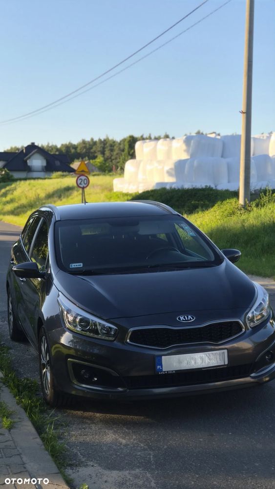 Kia Ceed - 3