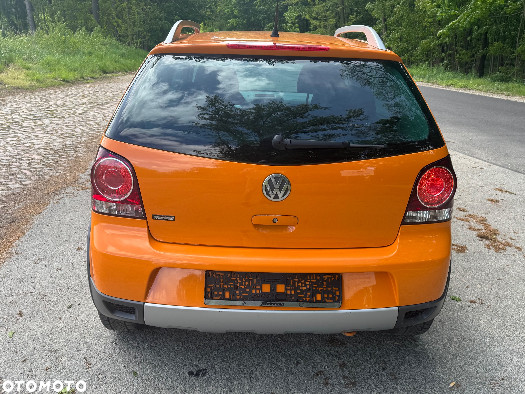 Volkswagen Polo Cross 1.6 - 11
