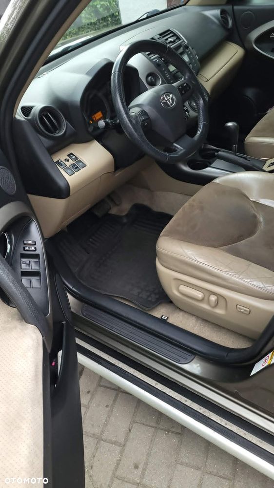 Toyota RAV4 2.0 VVT-i Premium MS - 13