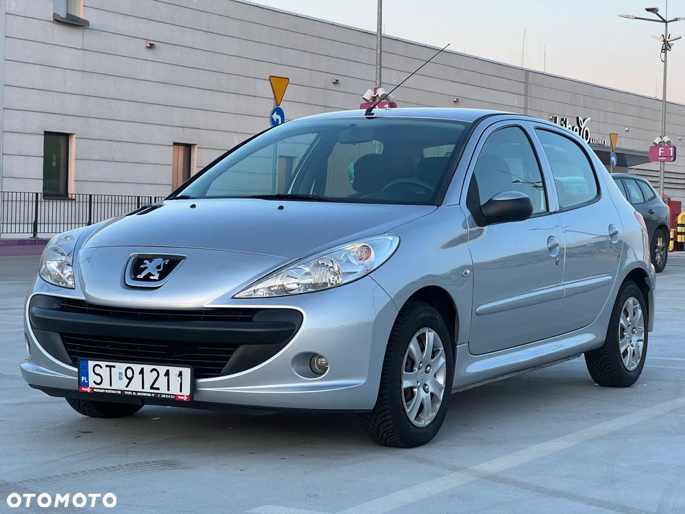 Peugeot 206 plus - 1