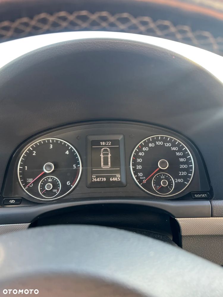 Volkswagen Touran - 7