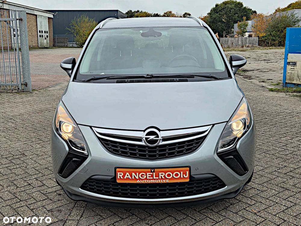 Opel Zafira - 1
