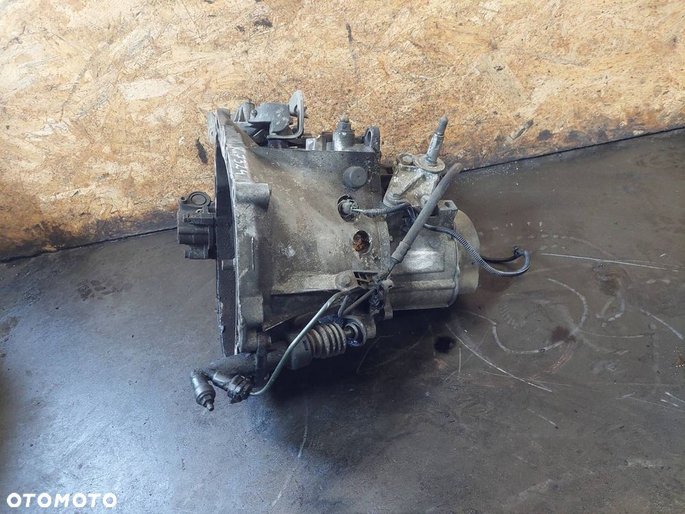 SKRZYNIA BIEGÓW CITROEN C4 PICASSO I 1.6 HDI MANUAL 5 BIEGÓW 20DP33 - 2