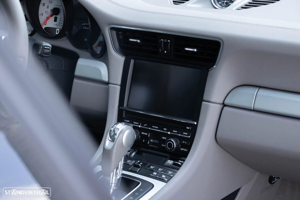 Porsche 911 (991) Carrera 4 S PDK - 36