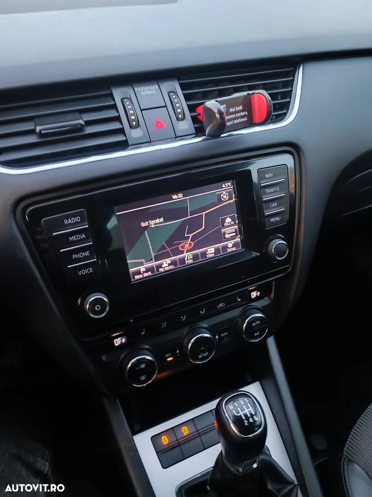 Skoda Octavia 2.0 TDI (Green tec) Joy - 13