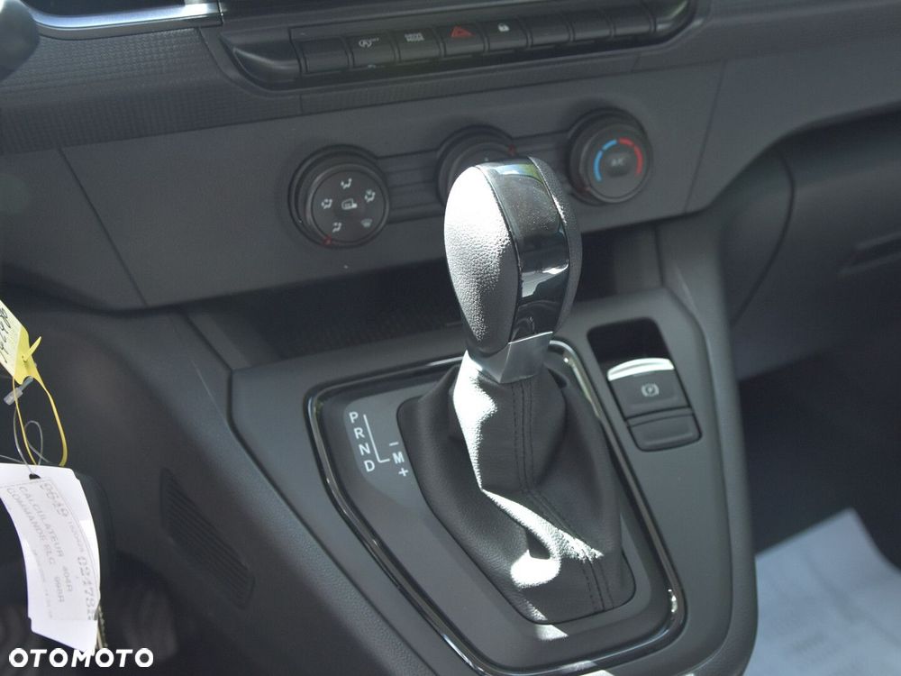 Renault Kangoo Van L2H1 1.5 115KM Automat - 11