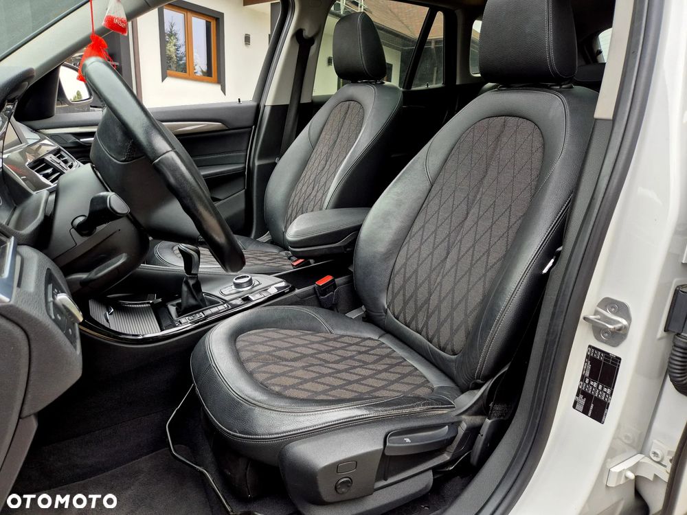 BMW X1 sDrive18d xLine - 9