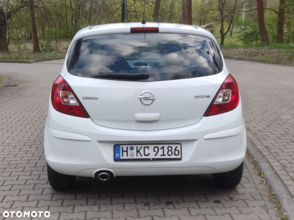Opel Corsa 1.2 16V Cosmo - 14