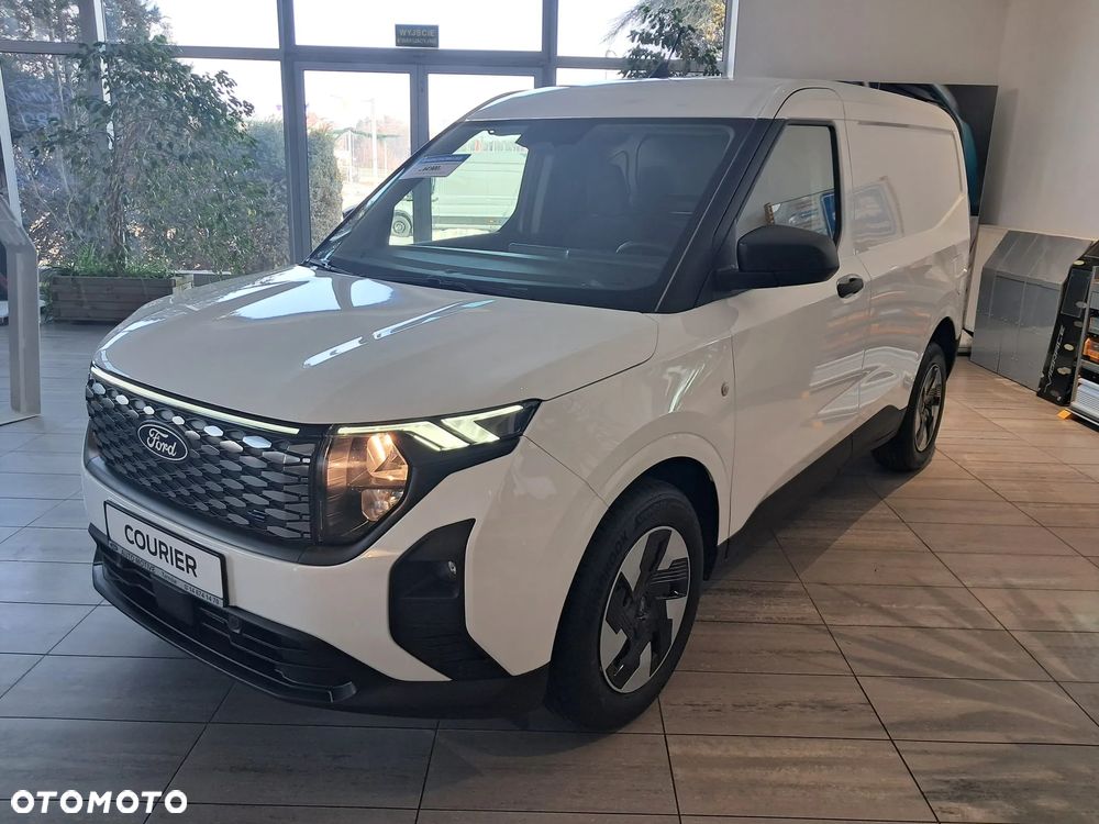 Ford Transit Courier - 3
