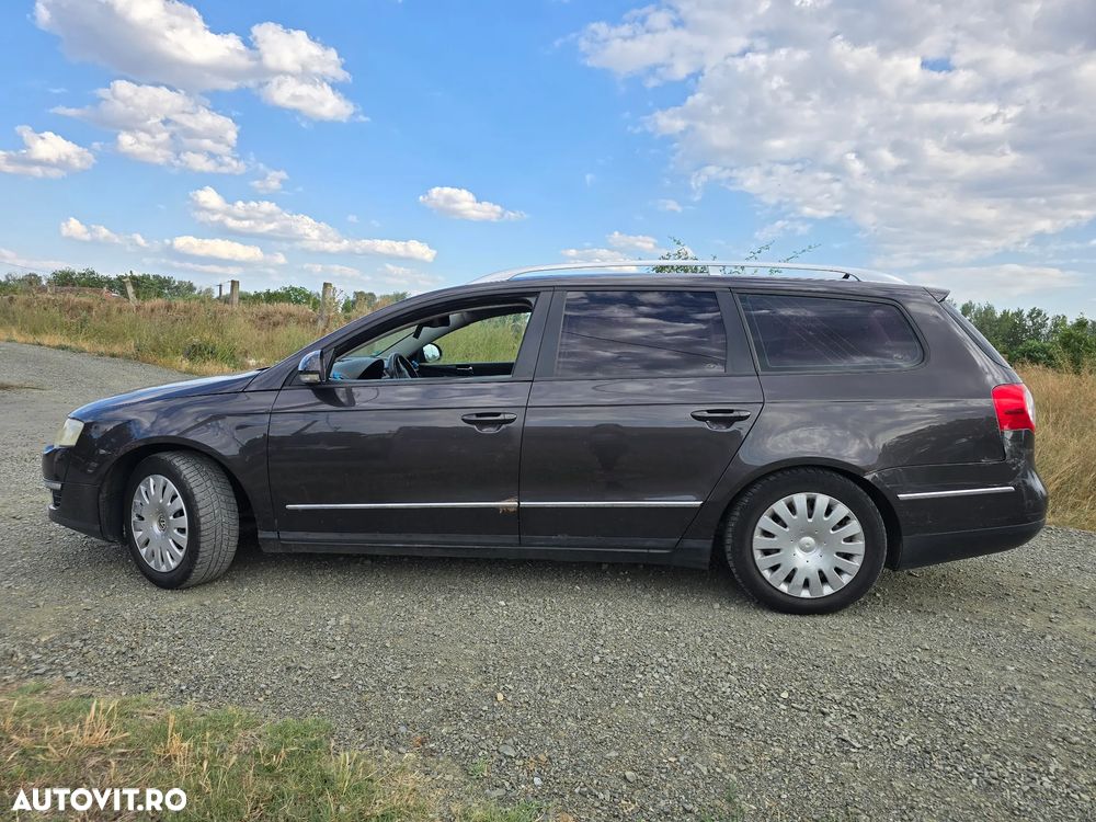 Volkswagen Passat 1.9 TDI DPF Comfortline - 4