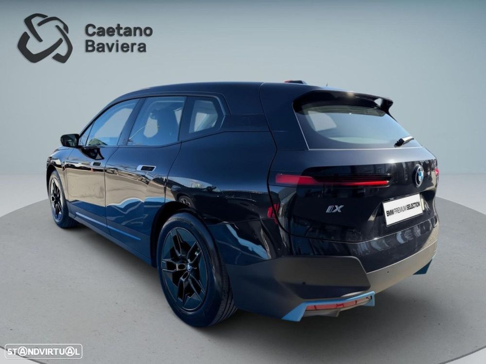 BMW iX xDrive 40 - 6