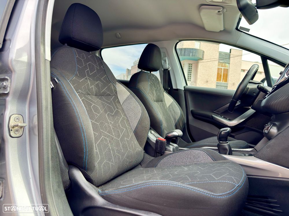 Peugeot 2008 - 10