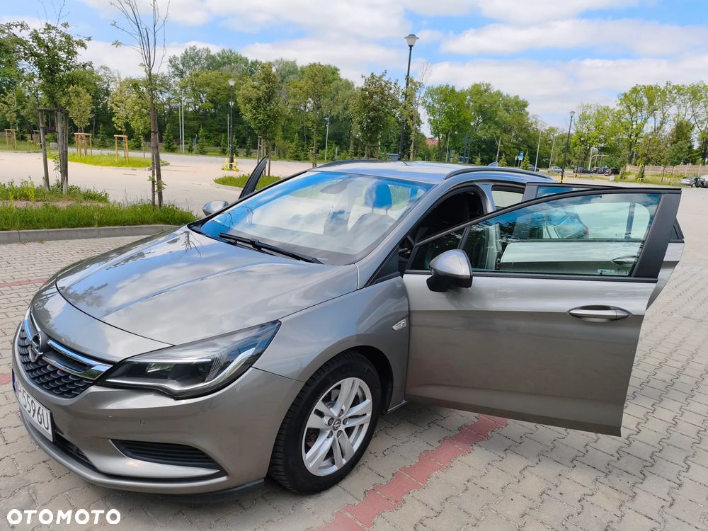 Opel Astra 1.6 CDTI Dynamic - 12