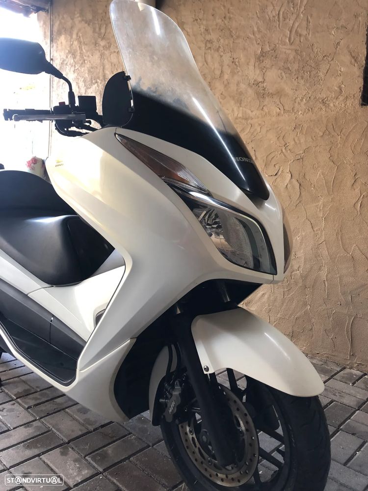 Honda Forza NSS300 - 4