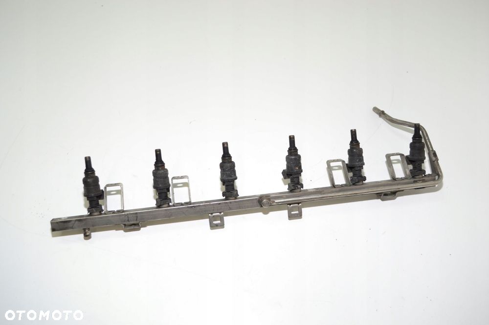 BMW E60 2.0 LISTWA WTRYSKOWA WTRYSKI 1437442 - 4