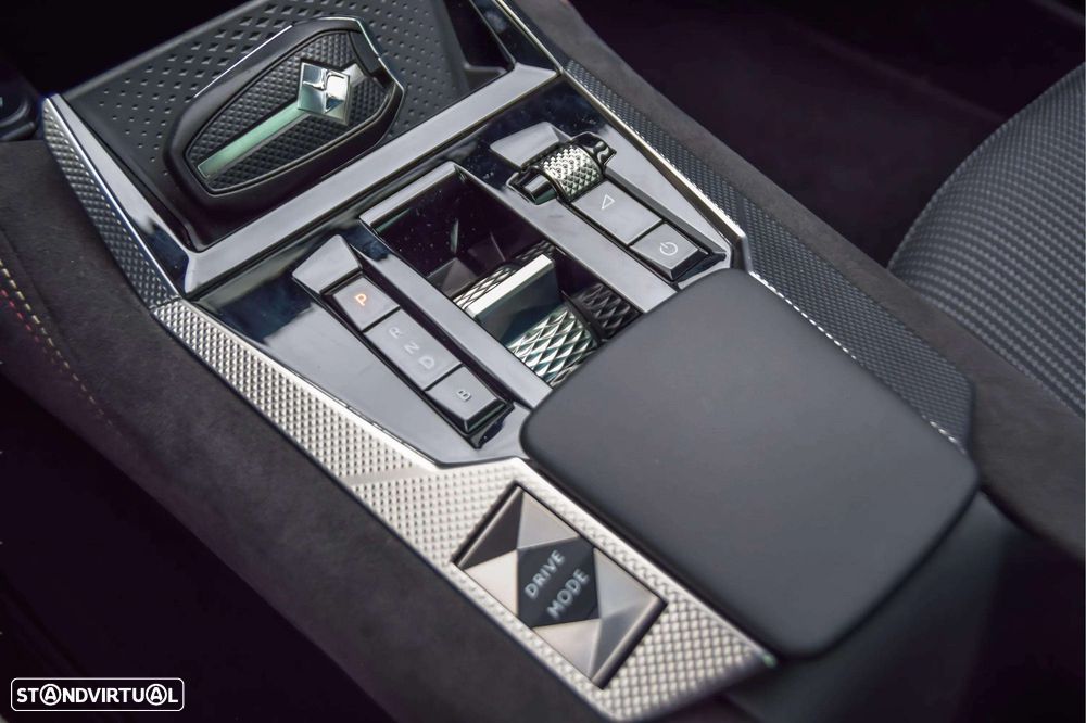 DS DS4 E-Tense Performance Line EAT8 - 19