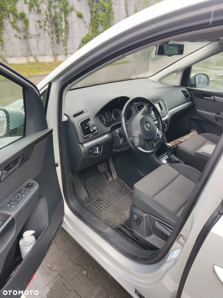 Volkswagen Sharan 2.0 TDI Highline DSG - 8