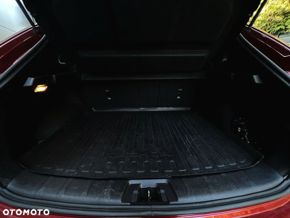 Nissan Qashqai 1.3 DIG-T Tekna+ DCT - 34