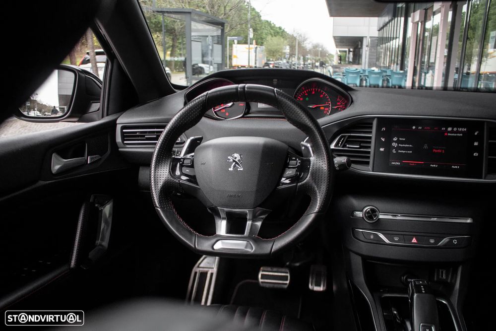 Peugeot 308 1.5 BlueHDi GT Line EAT8 - 36