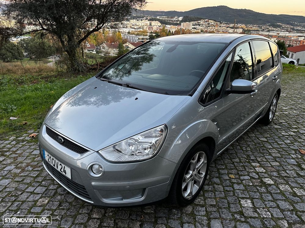 Ford S-Max 2.0 TDCi Titanium 7L - 6