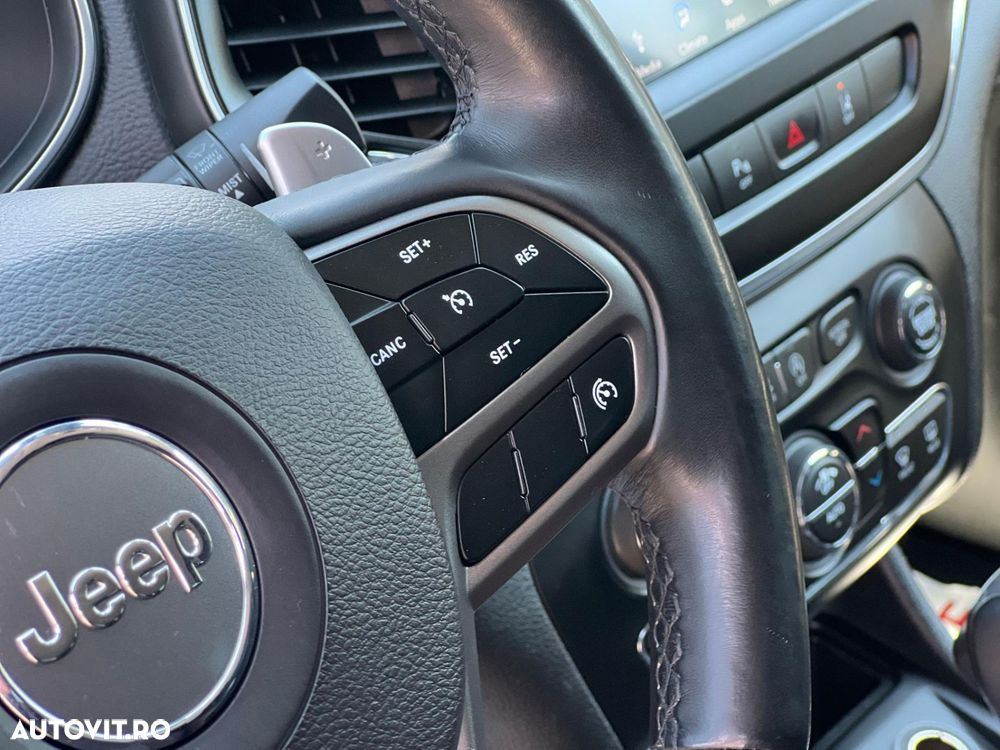 Jeep Cherokee 2.2 MJet AWD ACTIVE DRIVE I AT9 Limited - 17