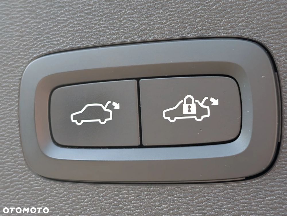 Volvo C40 Recharge Extended Range Plus - 31