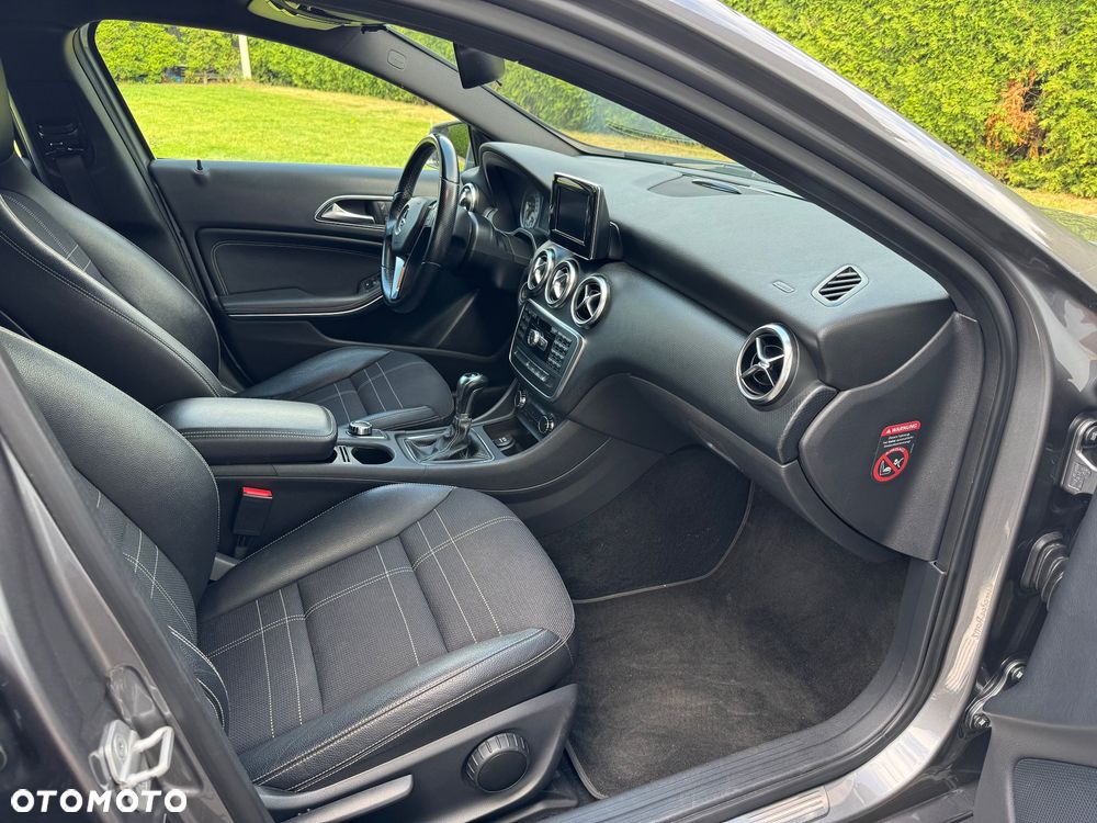Mercedes-Benz Klasa A 180 CDI (BlueEFFICIENCY) Urban - 17
