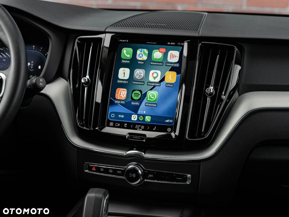 Volvo XC 60 B4 B Plus Dark - 31