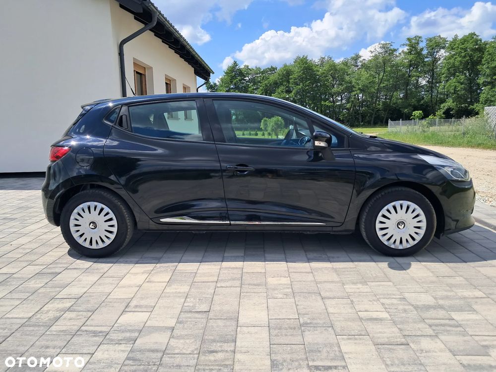 Renault Clio 1.2 16V 75 Business - 8