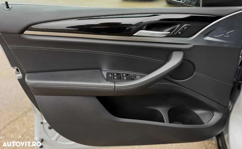 BMW X3 xDrive20d AT xLine - 15