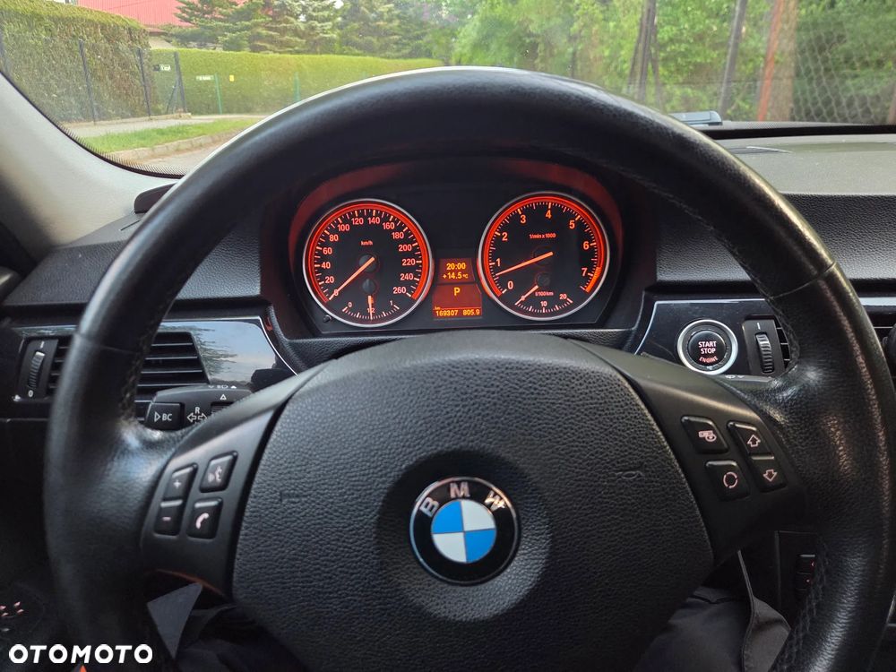 BMW Seria 3 - 14